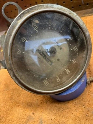 1930's PLYMOUTH ORIGINAL VINTAGE MOPAR SPEEDOMETER Classic Jalopy Foto 1 de 4