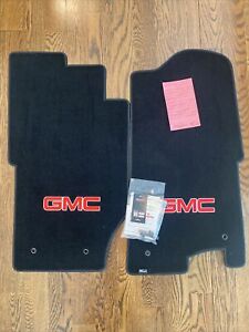 New! Black Carpet Floor Mats 1991 GMC Syclone RED Embroidered GMC Logo Set of 2