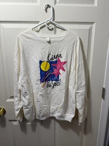 Cirque du Soleil T-Shirt Women Ivory Graphic Print Crew Neck Long Sleeve Vintage - Picture 1 of 3
