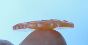 ANTIQUE CHINESE CARVED CARNELIAN AGATE JADE PENDANT FLOWERS - Picture 1 of 12