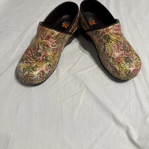 Zapatos Zueco Dansko Pro XP Acuarela Floral Cuero Sin Cordones 41 EE. UU. Talla 10.5 Antideslizantes - Imagen 1 de 10