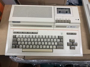 Sharp MZ-800 (MZ 821) - Foto 1 di 15