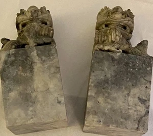 Set Of 2 Foo Dog Vintage Chinese Soapstone Carved Figurine Bookends 7" Heavy - Picture 1 of 15