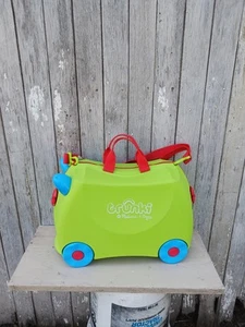 Trunki By Melissa & Doug Green Suitcase Kids Ride Wheeled Pull Along Blue Horns - Picture 1 of 6
