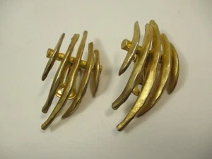 Vintage Brutalist Metal Clip On Earrings Claws Scratch Marks Gold Tone - Picture 1 of 5