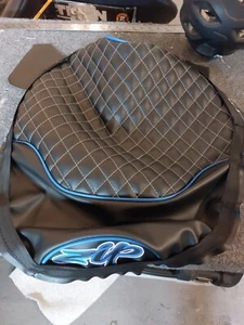 seat cover piaggio Zip 2T 4T Sp 50 100 made in π¬π§ - Picture 1 of 1