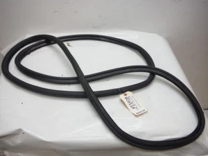 2005 PORSCHE CAYENNE S AWD A/T REAR TRUNK SEAL WEATHERSTRIP OEM 2003 2004 2006 - Picture 1 of 8