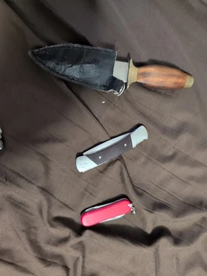 Collection Of 6 Pocket Knives Foto 1 de 4