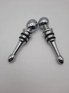 Edelstahl Metall Flaschenverschluss 2er Set zum luftdichten Verschließen von Wein oder... - Bild 1 von 4