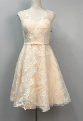 JJ's House V-Neck Lace Knee Length Wedding Dress Sz 6 Button Back 261106 - Image 1 of 4