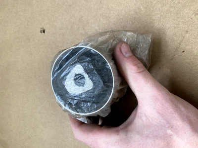 BMW Serie 5 2006-2010 OEM NUEVO buje de puntal de tensión - genuino BMW 31126768302 Foto 1 de 4