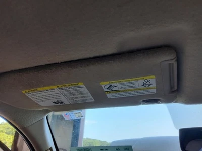 Driver Sun Visor Without Illumination Fits 05-12 FRONTIER 474470 - Image 1 of 2