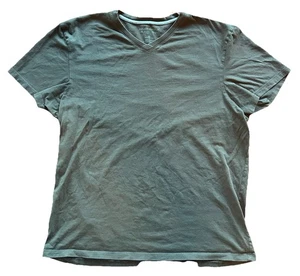 Banana Republic V-Neck Soft -Army Green T-Shirt - Pre-Owned Men's XL - Excellent - Picture 1 of 4