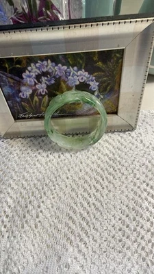 Green Carved Jade Bracelet - Image 1 of 4