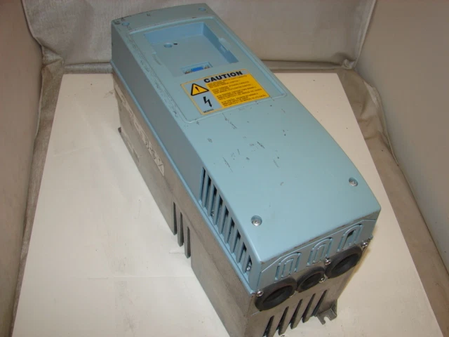 HONEYWELL NXS0050B1001  VARIABLE FREQUENCY DRIVE ***XLNT*** - Image 1 of 3