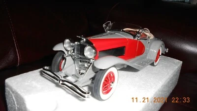 Danbury Mint 1935 Duesenberg SSJ Speedster Grey & Red 1/24 Scale Diecast NIB - Image 1 of 4