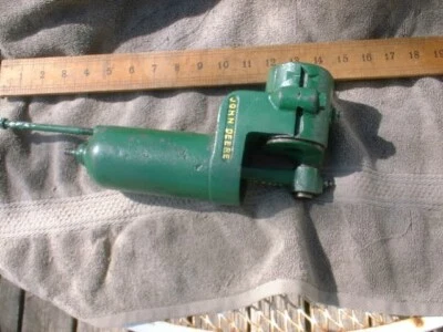 Vintage Used Genuine John Deere Part # 6886-C PTO Air Tire Pump Has an A on pump - Image 1 of 4