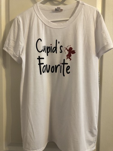 VALENTINO T shirt grafica Lularoe Liv rossa bianca nera Cupidi preferita media nuova con etichetta