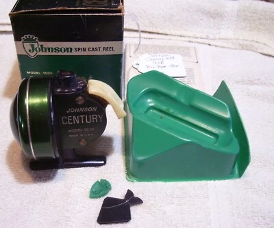 010525 VINTAGE JOHNSON CENTURY 100B REEL SEE REEL TAG  BOX 465-672 - Image 1 of 4
