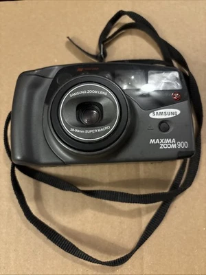 Cámara fotográfica Samsung Máxima Zoom 900 38-90 mm para apuntar y disparar Foto 1 de 4