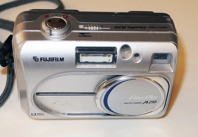 Fujifilm FinePix A210 3.2MP  Digital Camera w/ XD  card, fully working condition - Image 1 of 4