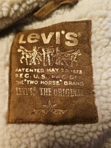 Vintage Levis Faux Suede Sherpa Lined Western Style Jacket Size S - Picture 1 of 11