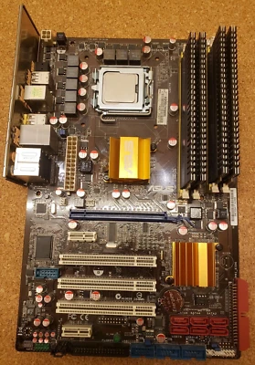 SCHEDA MADRE SOCKET 775 ASUS P5Q SE PLUS + CPU INTEL CORE DUO E4700 + 4 GB RAM - Immagine 1 di 4