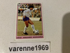 FIGURINA PANINI DIEGO ARMANDO MARADONA 160 SUPERCALCIO 1985/86 CON VELINA - Foto 1 di 2