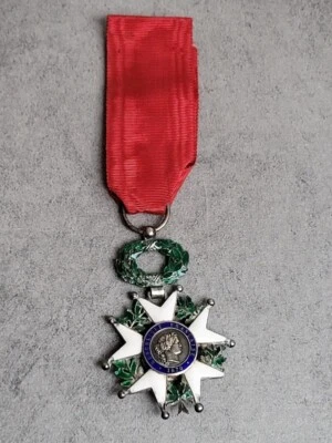 MEDAILLE MILITAIRE LEGION D'HONNEUR 1870 N° 3 - Photo 1/4
