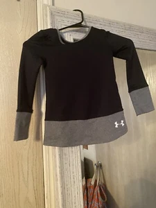 UNDER ARMOUR Coldgear Armour Black Long Sleeve CREW SHIRT Girls Size YXS - Picture 1 of 3