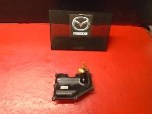 04 05 MAZDA3 MAZDA 3 MOTOR SEPARADOR DE ACEITE DE MOTOR CON VÁLVULA PCV 2.3L FABRICANTE DE EQUIPOS ORIGINALES - Imagen 1 de 4