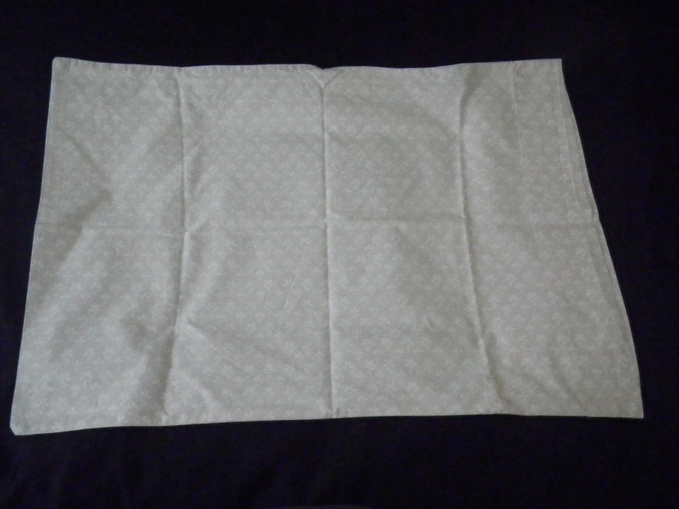 Pottery Barn Kids Evelyn Standard Pillow Case Pink White Floral Flower - Image 1 of 4