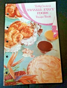 Vintage Betty Crocker's 1959 "Frankly Fancy Foods" Recipe Book Cookbook 28 pgs - Picture 1 of 10