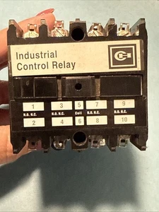 EATON CORPORATION ARG440A 766A025G10 600v 10a Industrial Control Relay Lot A - Picture 1 of 8