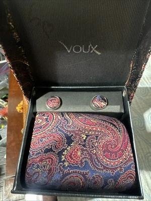 Tie and Cufflinks Gift Set 100% Silk - Image 1 of 2