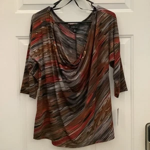 AGB Damenbluse Wasserfallausschnitt mehrfarbig abstrakt gestreift 1X neu mit Etikett - Bild 1 von 8