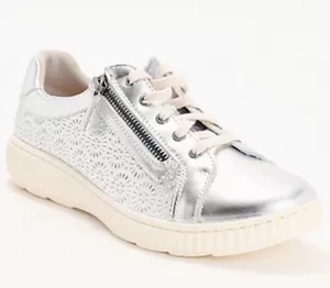Nueva Zapatilla Clarks Caroline Rio Cuero Repujado Con Cordones Cómoda Plateada Talla 7M - Imagen 1 de 8