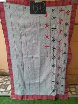 Manta Kantha blanca bordada a mano hecha a mano manta Kantha de algodón indio Kantha Foto 1 de 4
