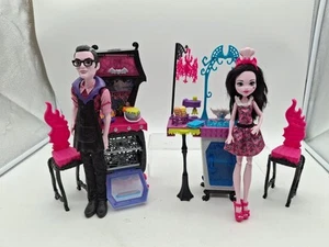 Monster High Monster Family Vampire Kitchen Mostly complete - Picture 1 of 12