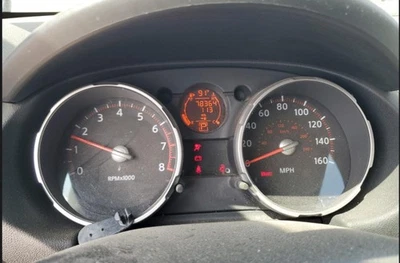2010 Rogue OE medidor de velocidade cluster 78K milhas Nissan - Imagem 1 de 4