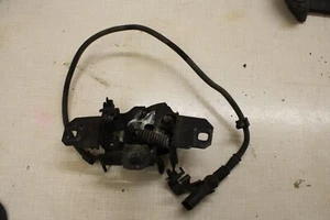 VW Golf IV Haubenschloss Schloss Motorhaube 1J0 823 509 / 509B - Picture 1 of 12