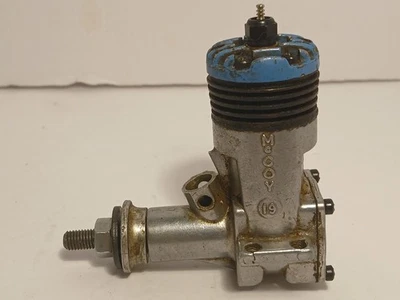 McCOY 19 Glow Engine FOR PARTS OR REPAIR  - Image 1 of 4