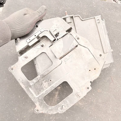 FORD FIESTA MK7 2008-2017 ENGINE BAY BRACKET 8V2112A692 - Image 1 of 4