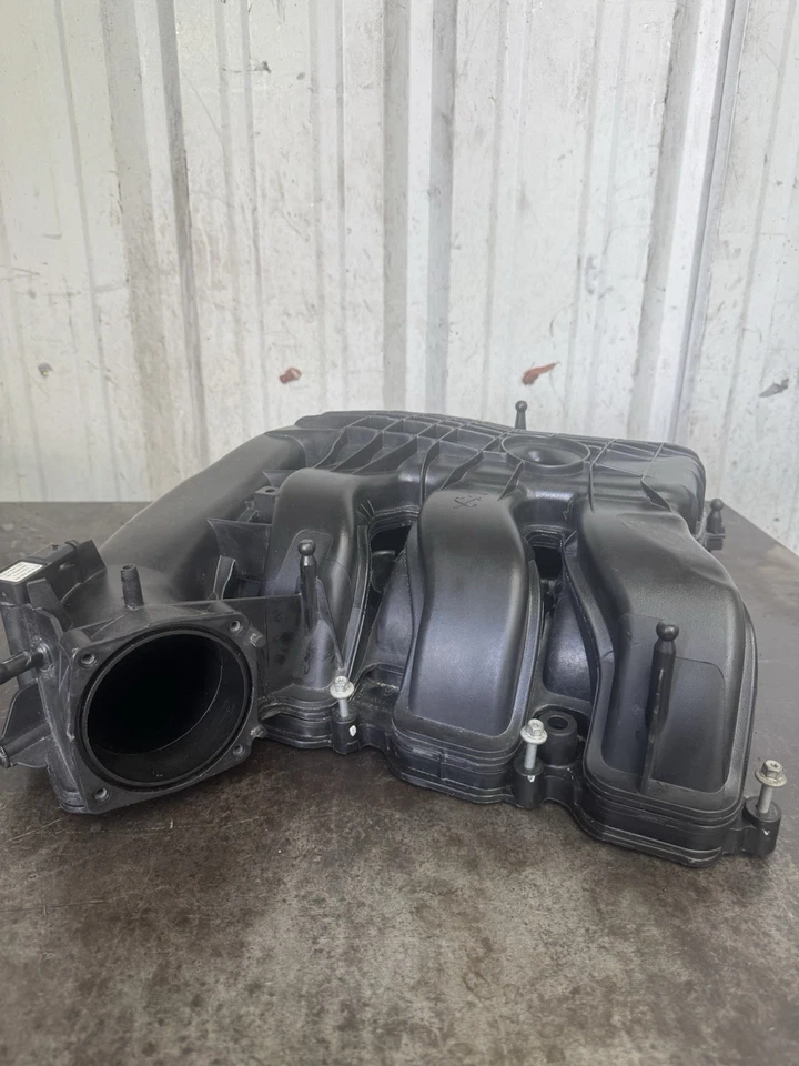 Colector de admisión superior para Dodge Charger Grand Caravan Journey Durango 11-20 3,6 L Foto 1 de 4