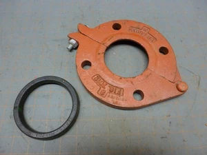 Used? Gruvlok Hinged Flange Adapter Fig 7012 3" 5/8 Bolt - W/ gasket - Picture 1 of 5