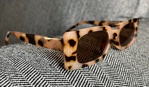 Square Frame Low Profile Retro Leopard Animal Print w/ Brown Len Sunglasses - Picture 1 of 10