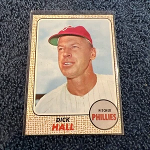 1968 Topps Set Break Dick Hall #17 NR-MINT - Picture 1 of 2