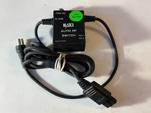 NAKI Automatic RF Game Switch for PlayStation 1 & 2 - Tested & Cleaned - Picture 1 of 2