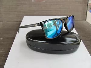 MERRY'S SUNGLASSES BLACK/GRAY FRAME GRAY LENS PRE OWNED - Picture 1 of 8