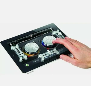 Système DJ ION Scratch 2 Go pour tablettes (transformez votre tablette en système DJ) NEUF - Photo 1/3